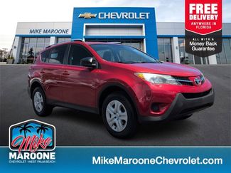 Used 2015 Toyota RAV4 LE image 1
