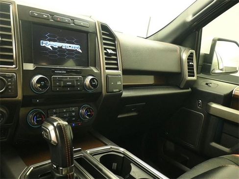 Certified 2018 Ford F150 Raptor w/ Equipment Group 802A Luxury image 13