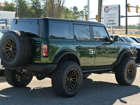 Used 2024 Ford Bronco Badlands image 14