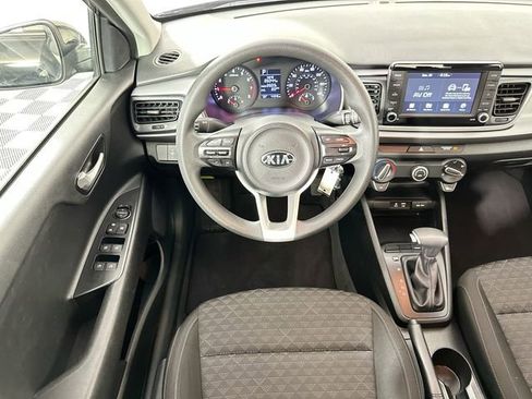 Used 2019 Kia Rio S image 10