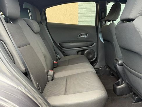 Used 2020 Honda HR-V Sport image 14