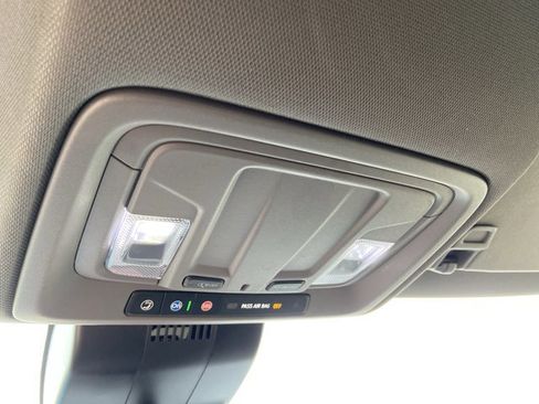 Used 2023 Chevrolet Silverado 1500 LT image 41