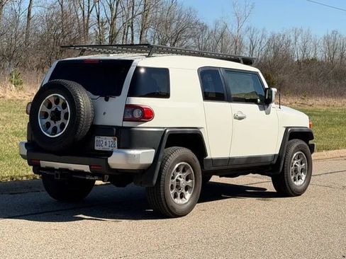 Used 2012 Toyota FJ Cruiser 4WD w/ Convenience Pkg image 34