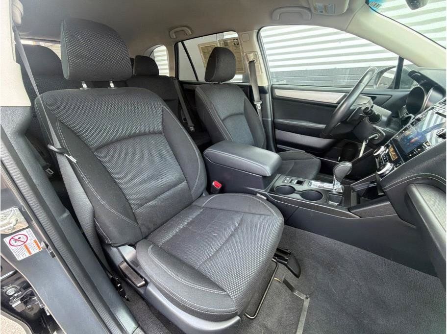 Used 2019 Subaru Outback 2.5i Premium AWD/4WD image 22