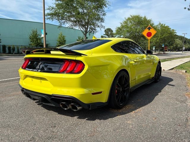 Used 2021 Ford Mustang Shelby GT500 w/ Technology Package RWD image 3