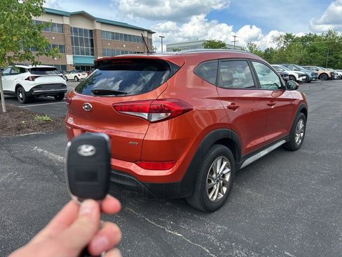 Used 2017 Hyundai Tucson SE AWD/4WD image 7