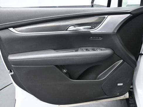 Used 2021 Cadillac XT5 Sportv image 25