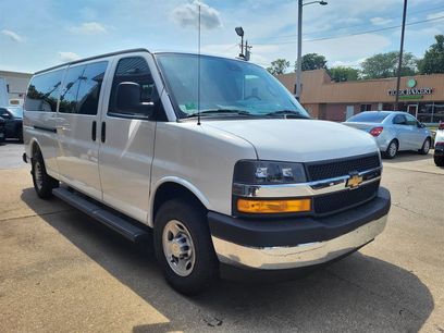 Used 2025 Chevrolet Express 3500 LS w/ Chrome Appearance Package