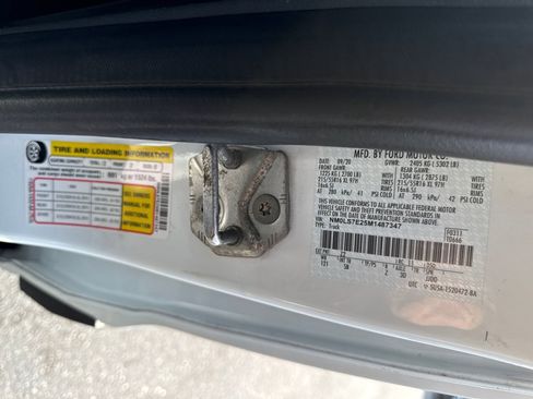 Used 2021 Ford Transit Connect XL image 31