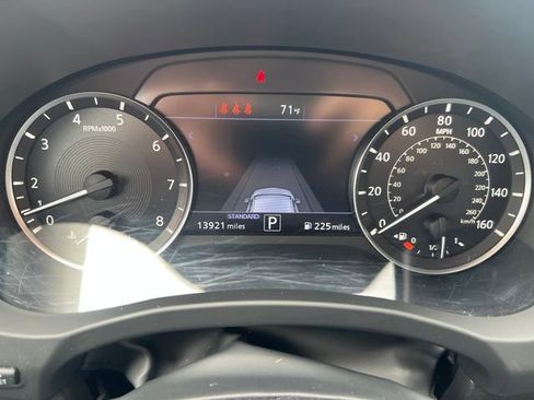 Used 2024 INFINITI QX50 Luxe AWD/4WD image 3