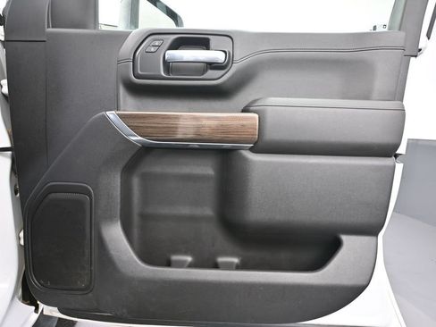 Used 2023 Chevrolet Silverado 2500 LT AWD/4WD image 46