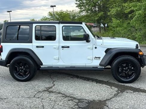 Used 2020 Jeep Wrangler Unlimited Sport AWD/4WD image 24