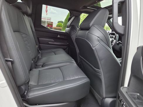 Used 2025 Toyota Tacoma TRD Sport w/ TRD Sport Premium Package AWD/4WD image 12
