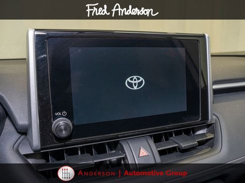 Used 2024 Toyota RAV4 XLE FWD image 12