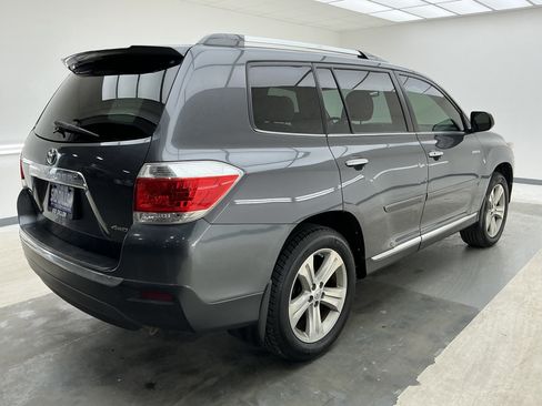 Used 2013 Toyota Highlander Limited image 4