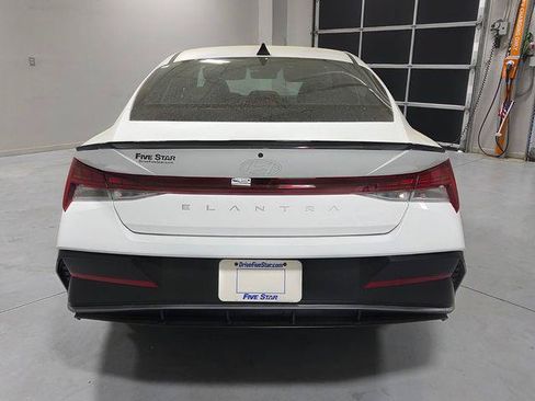 New 2026 Hyundai Elantra SEL Sport Premium FWD image 10