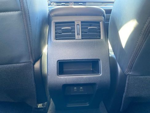 Used 2024 Mitsubishi Outlander SE image 24