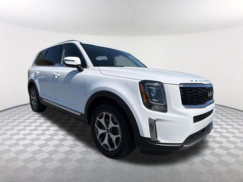 Used 2022 Kia Telluride EX image 3