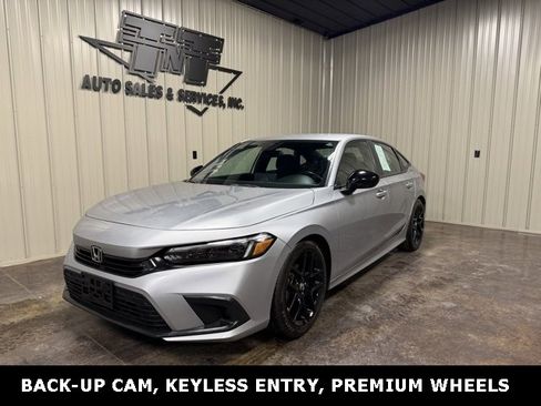 Used 2023 Honda Civic Sport image 1