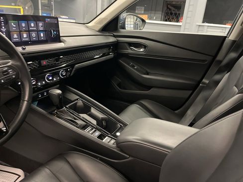 Used 2024 Honda Accord EX-L image 13