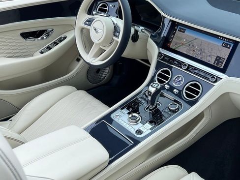 New 2026 Bentley Continental GTC image 2
