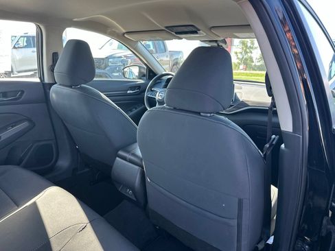 Used 2025 Nissan Altima 2.5 SV AWD/4WD image 30