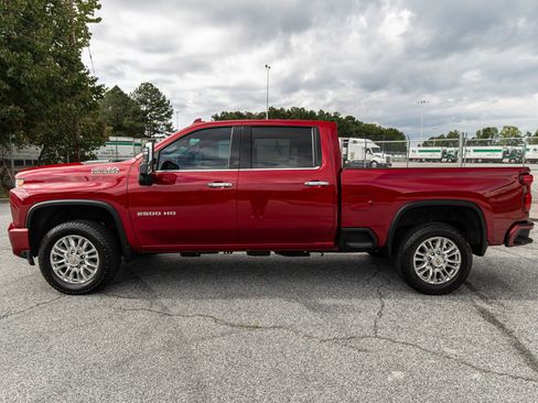 Used 2023 Chevrolet Silverado 2500 High Country w/ Z71 Off-Road Package image 7