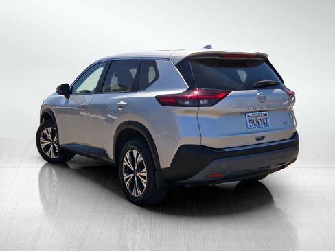 Used 2023 Nissan Rogue SV FWD image 9