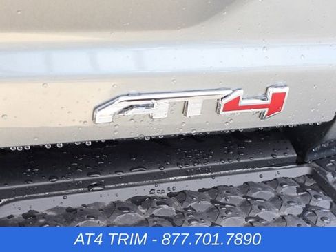 New 2026 GMC Canyon AT4 AWD/4WD image 8