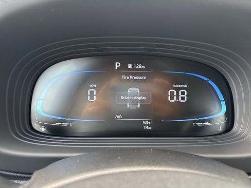 New 2026 Hyundai Venue SE image 14