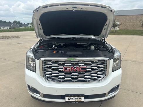 Used 2019 GMC Yukon Denali w/ Denali Ultimate Package AWD/4WD image 45