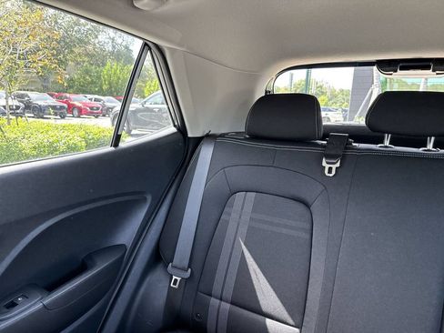 Used 2023 Hyundai Venue SEL w/ Cargo Package FWD image 17