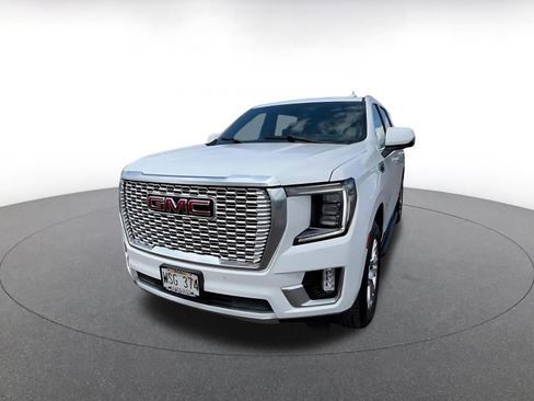 Used 2023 GMC Yukon Denali AWD/4WD image 7