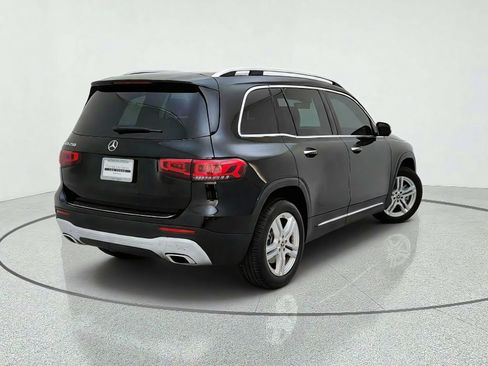 Used 2023 Mercedes-Benz GLB 250 image 9