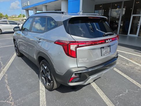 Used 2026 Kia Seltos S AWD/4WD image 3
