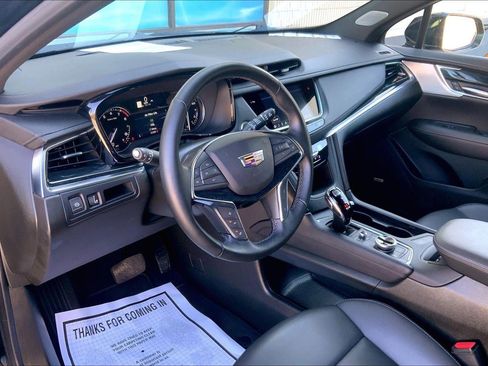 Certified 2025 Cadillac XT5 Premium Luxury image 14