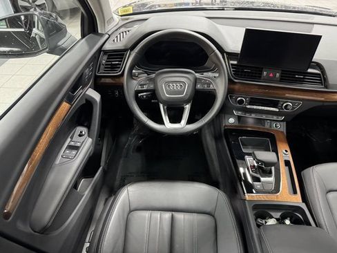 Certified 2023 Audi Q5 2.0T Premium Plus w/ Premium Plus Package AWD/4WD image 7