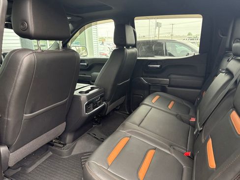 Used 2020 GMC Sierra 1500 AT4 w/ AT4 Premium Package AWD/4WD image 10