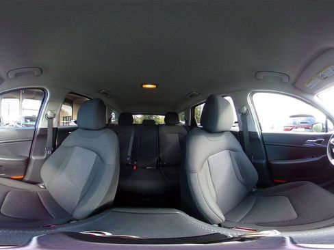 Used 2024 Kia Sportage LX image 42