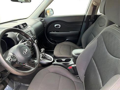 Used 2019 Kia Soul image 10