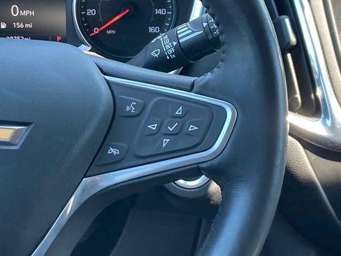 Used 2022 Chevrolet Equinox LT AWD/4WD image 6