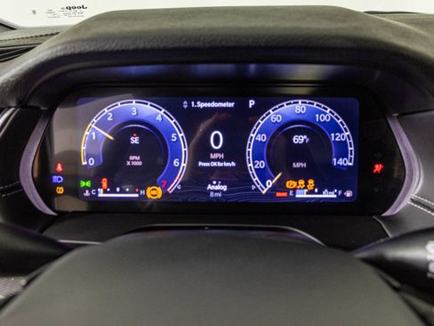 New 2025 Jeep Grand Cherokee Altitude image 20