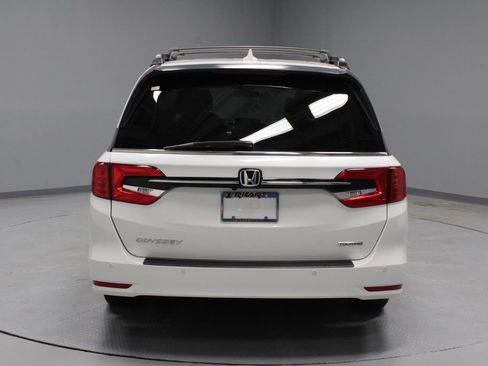 Used 2023 Honda Odyssey Touring image 11