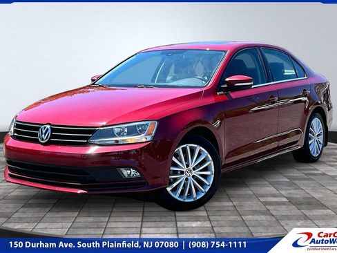 Used 2016 Volkswagen Jetta SEL FWD image 1