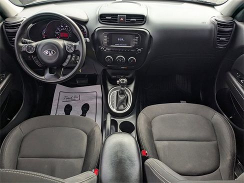 Used 2017 Kia Soul image 14