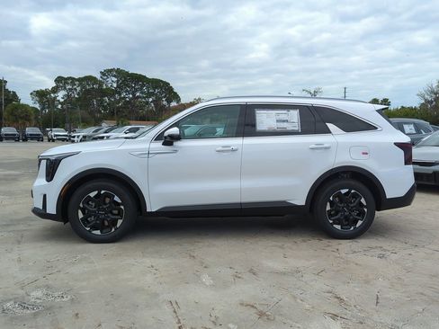 New 2026 Kia Sorento S FWD image 5