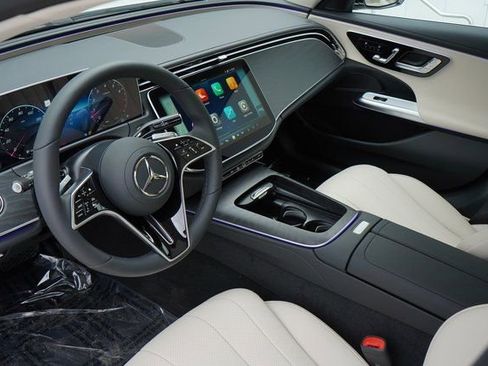 New 2026 Mercedes-Benz E 350 4MATIC Sedan image 25