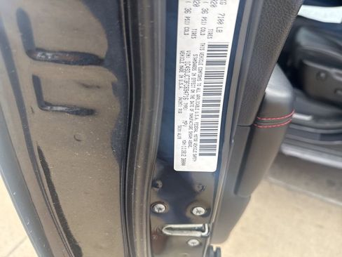 Used 2015 Dodge Durango R/T w/ Blacktop Package image 13