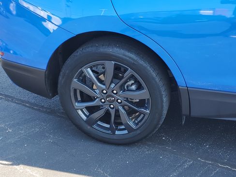 Used 2024 Chevrolet Equinox RS w/ RS Leather Package FWD image 6