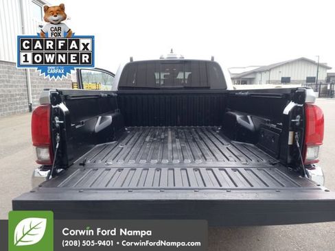 Used 2022 Toyota Tacoma SR5 image 27
